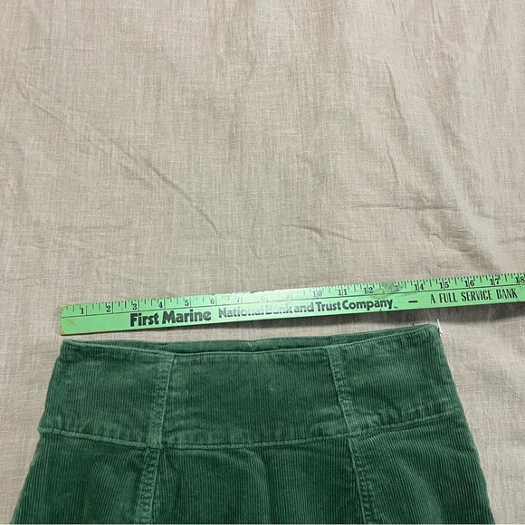 Corduroy Green A-Line Mini Skirt Y2K 90s Size 11 Casual Preppy Summer Fall - Picture 6 of 7